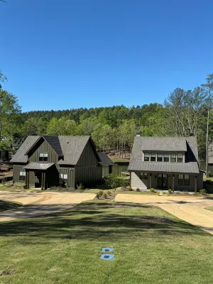 Family Friendly Lakehouse: Dock, Kayaks & Sup Board, Firepit Neighborhood Pool! Hôtels à : 
