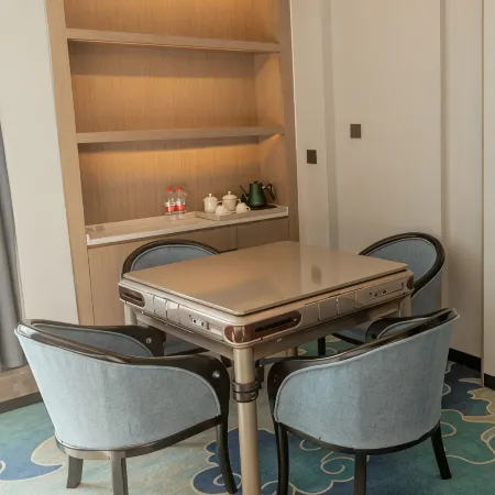 Sansheng Holiday Hotel