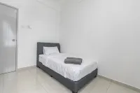 Newly Renovated 3Bedroom Vacation Home 6-8pax - 2-Star