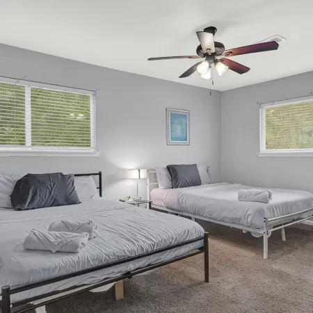 Private Retreat w/ Pool, Patio, BBQ! 6BR 3BA Gem