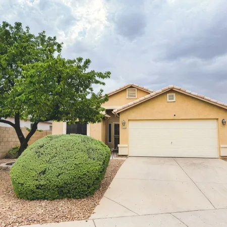 Cactus Bonito, Pool, 3 Bed, 2 Bath w/AC & Near Stadium