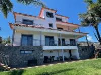 Casa do Mundo Madeira Hotels in Gaula