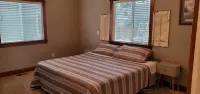 Spacious and Comfortable minutes to BZN airport, close to downtown Bozeman!