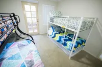 Unit Close to Airport, Hospital, Shops & Transport