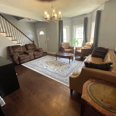 Urban Retreat:WFH-Friendly Haven Outside of Boston