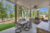 Broadwater Cove 7 BDRM, 5 BTHRM, 7,000 sq ft, Amazing lake View - 4-Star