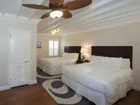 Beach Bungalow Inn and Suites - 2-Star
