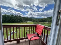 Swiss Chalets Village Inn - Mountain view