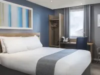 Travelodge London Clapham Junction Hotels near Wandsworth