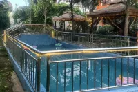 Qikong Bieyuan Homestay (Libo Xiaoqikong Scenic Area East Gate Ticket Hall) - Swimmingpools