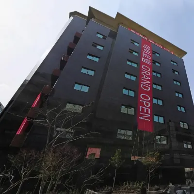 Ever Tourist Hotel Hotels near Bucheon Bow Museum