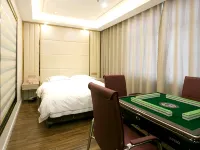 World Aladdin Hotel (Zibo Huantai Zhangbei Road Xinyu Building Branch) - parcheggio