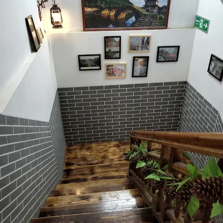 Yongzhou Ancient Village Inn