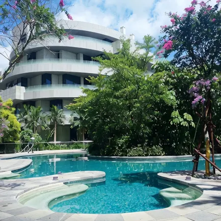 Qinhaili Holiday Beach Hotel