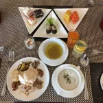 พิระมิดสวีทส์ - พร้อมอาหารเช้า