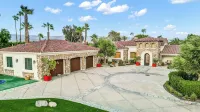 Luxury+deals,Cinema,Basketball,Volleyball, Pickleball, Putting Green,Ping Ping