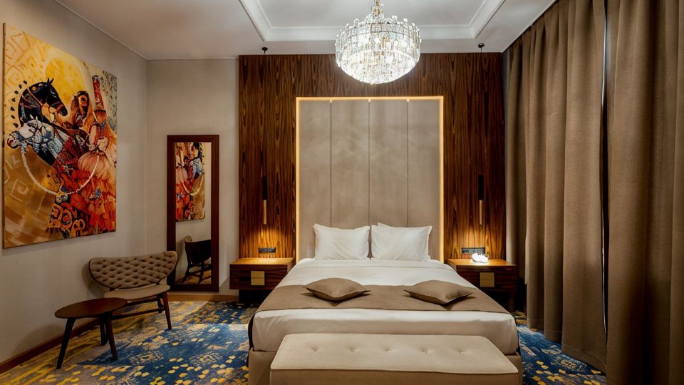 Qazaq Hotel Premium