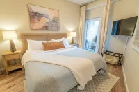 Unforgettable Oceanfront View! Steps to the Sand! Rockaway 2BR Condo! Beachfront - 4 stjerner