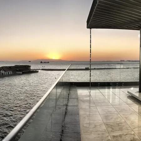 Key Hotel