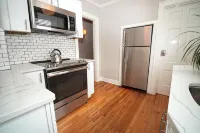 Luxury on Main / West
