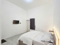 Dhoriz Homestay Syariah RedPartner at Kampung Inggris Pare Hotels in Pare