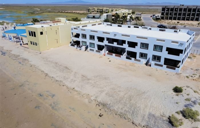 Laguna Shores- 4 Bed/4Bath Beachfront Condo