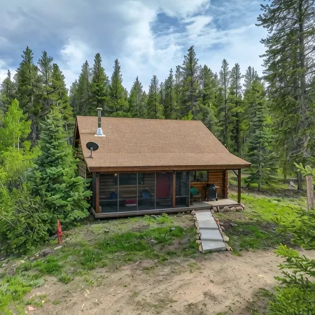 Charming mountain cabin located just minutes from Golden Gate Canyon State Park