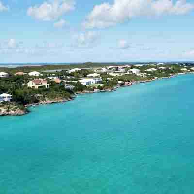 Designer Waterfront Villa with Sublime Views - Private & Exclusive. Free Kayaks. Others