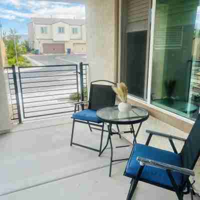 Town house 4 rooms 2 bath townhouse Others
