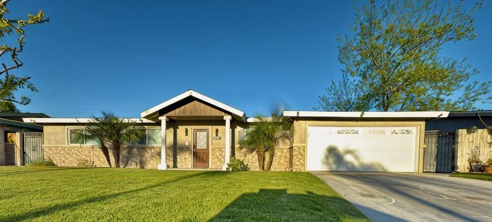 Chandelier Retreat 3Br/2BA/ King Bed /85”75”32” TVs/ Near Hard Rock Casino Ξενοδοχεία στην πόλη Μπέικερσφιλντ