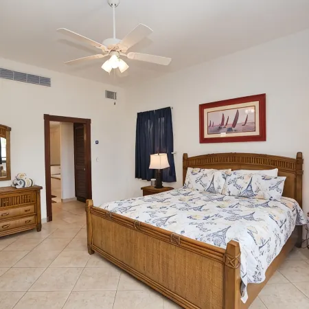 Luxurious Porto Cupecoy