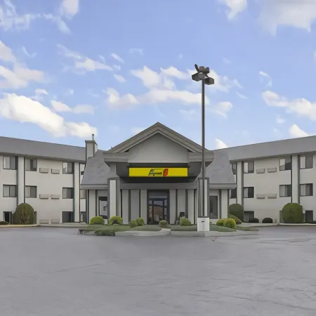 Super 8 by Wyndham Wisconsin Dells