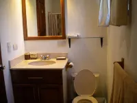Costa Rica Paradise Right on the Beach!!! with FAST FIBER OPTIC WIFI included - Homestays