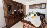 Swan villa with private pool, absolute privacy - Kitchens