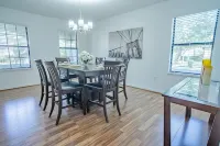 Family Villa with Home Theater, Private Pool and Game Room - WiFi