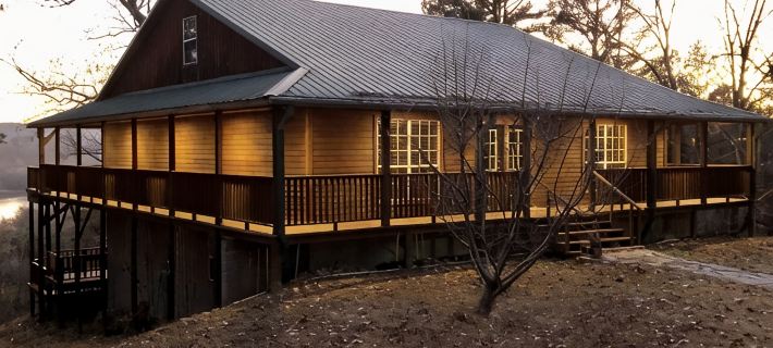 Secluded 3 Acres on the White River.  Custom Cabin with HotTub and Fire Pit!!! Hotels in Izard County