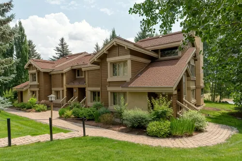 Luxury 3 bedroom + loft located on Dollar mountain in Elkhorn w/ pool & hot tub - 4 stjerner