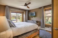 Luxury Townhouse in Winter Park - Private Hot Tub & Decks - con encanto