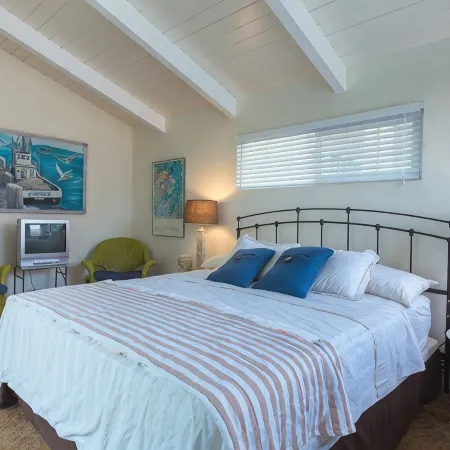 Happy Clam Casa Oceanfront Beach House w/Private GuestHouse