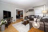 Classic Lansing Home: In the middle of everything