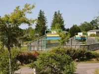 Large furnished cottage with covered terrace and parking space Hotels in Beynat