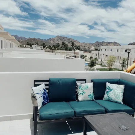 2-bedroom boutique condo with pool