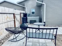 Luxury Suite • Private Yard • Hot Tub • King Bed