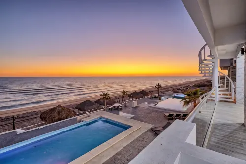 SIX PALMS VILLA # 9