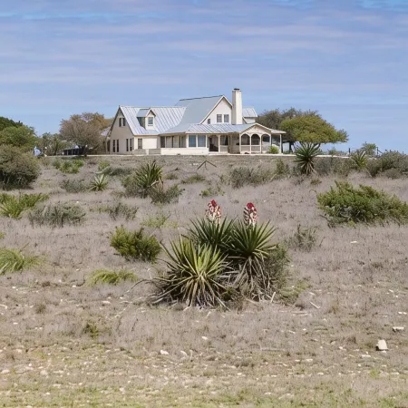Hill Country Getaway with great views