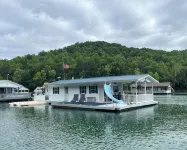Floating Cabin - Another Day in Paradise at Whitman Hollow Marina - 무료 와이파이