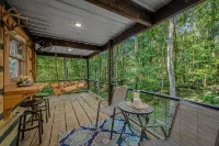 Hiking;Mentone;DeSoto Falls; Mentone; Lookout Mtn; Hot Tub, No Pet Fee-1 Pet- - 4-Star