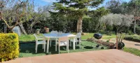 House in a quiet area with views of the old town of Pals