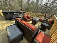 Luxury Bohemian Cabin on Coker Creek w Oversized Hot Tub, Fire-Pits, and Hiking - Gym