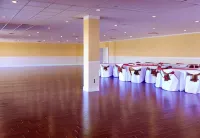 إكسبريس إن آند سويتس